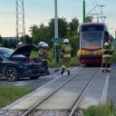 Hyundai zderzył się z tramwajem