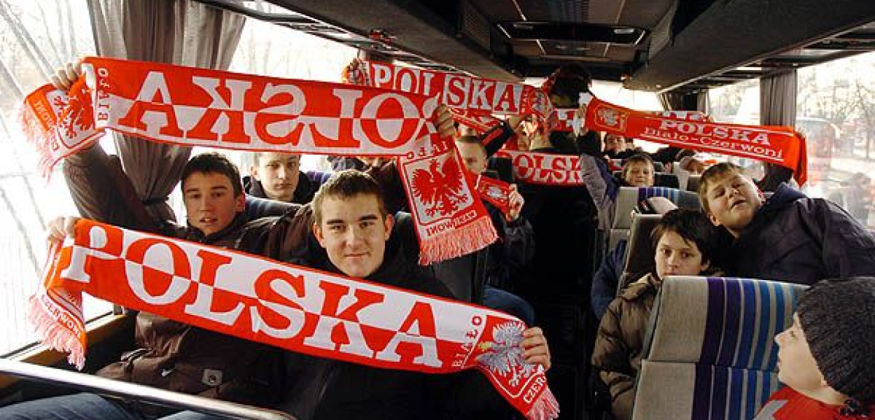 Nasi wspierali szczypiornistów