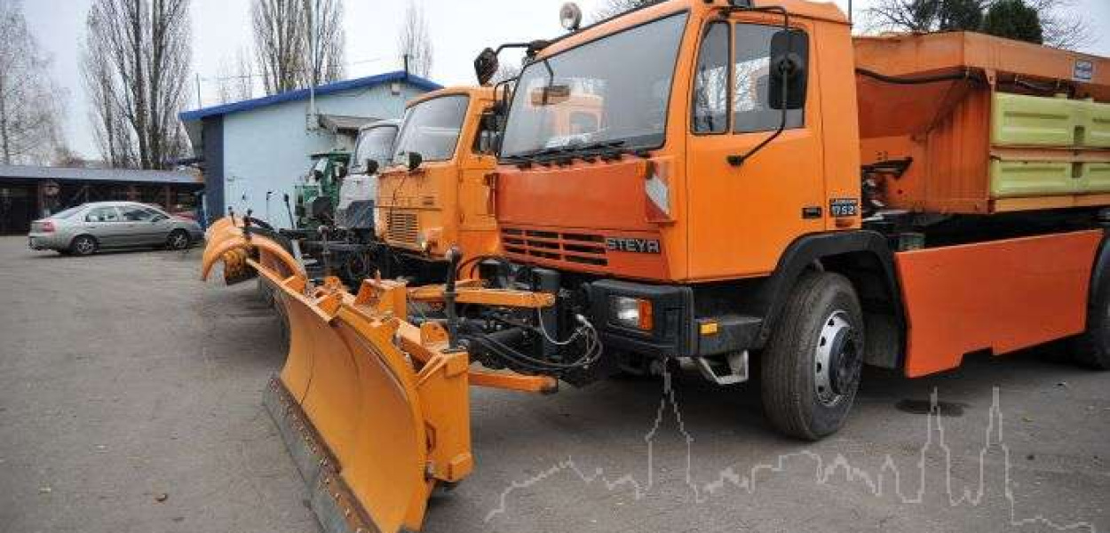 Powiatowe drogi: kto je odśnieża?