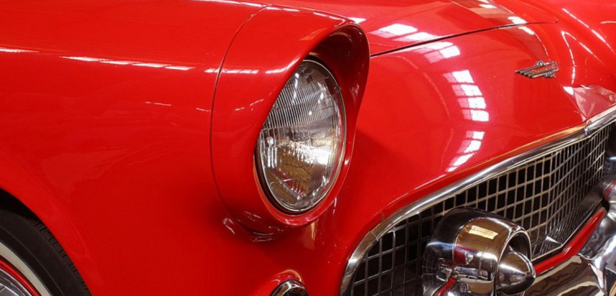 Samochody zabytkowe w Polsce - nowa moda czy wymysł bogatych ludzi?