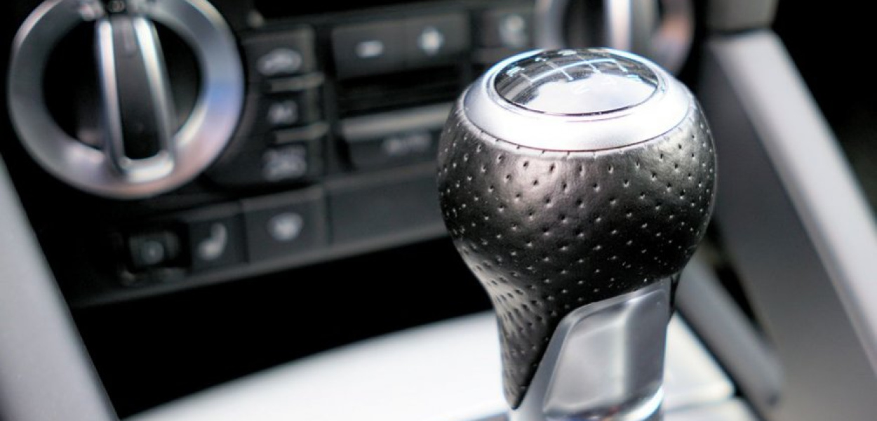 Jak nie dopłacać do wynajmu samochodu