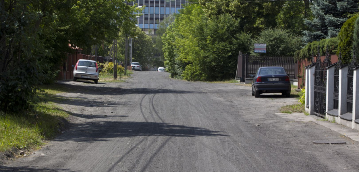  "Jesteśmy za bogaci" - nie będzie asfaltu ani ścieżki rowerowej. Czego…