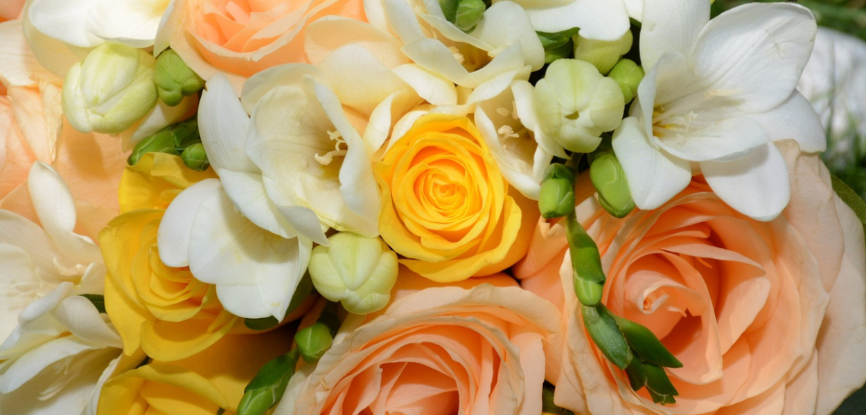 Jak dostarczyć kwiaty na odległy cmentarz?