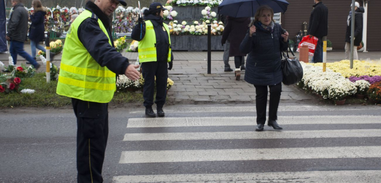 Rusza policyjna akcja Znicz 2018. Na drogach będzie więcej patroli