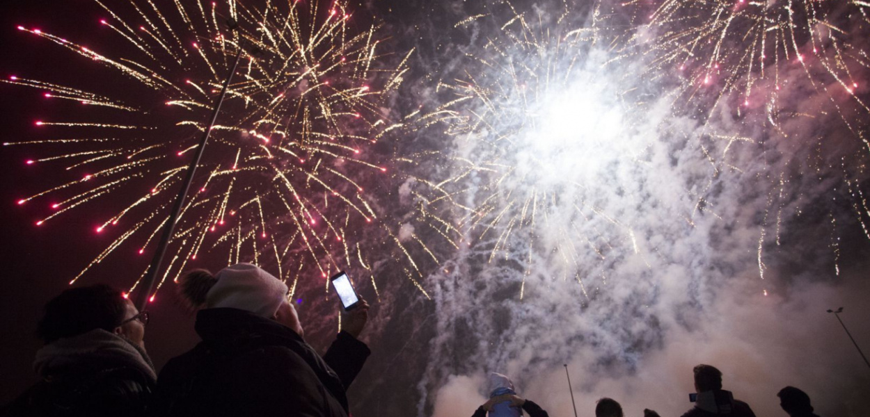 Gdzie na sylwestra. Średnia cena za bal to w Pabianicach 350 zł
