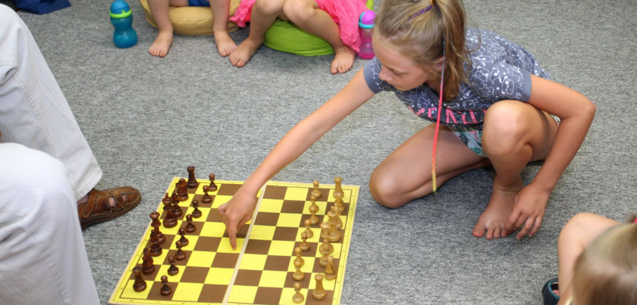  Dzieci grające w szachy lepiej się uczą? Zapisz swoją pociechę i…