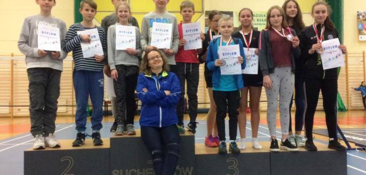 Wór medali badmintonistów. Korona walczyła w dwóch turniejach