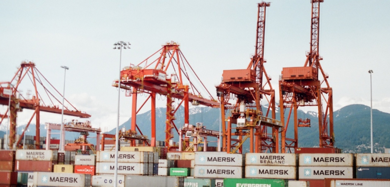 Faktoring eksportowy. Na czym polega? Dla kogo? Jaka alternatywa?