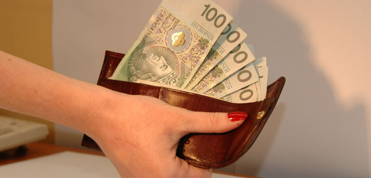 500 plus: od dziś wnioski można składać również papierowo