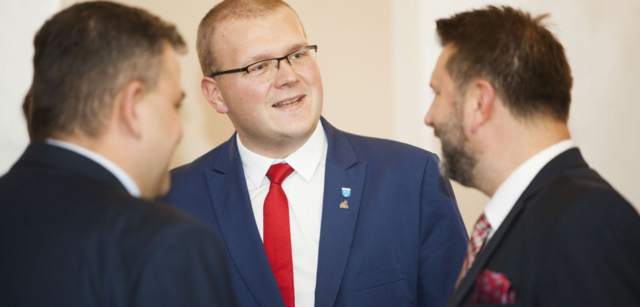  Partia "wypięła" się na Hodaka? 29-latek opuszcza Prawo i…