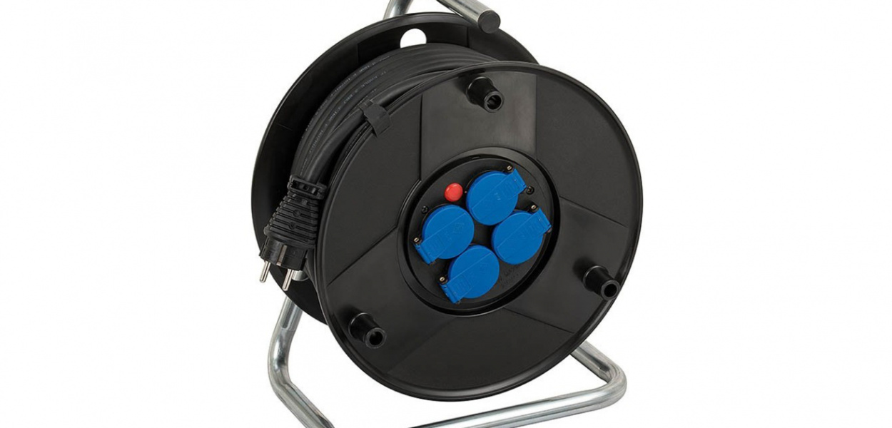 Jakie zalety posiada przedłużacz bębnowy?