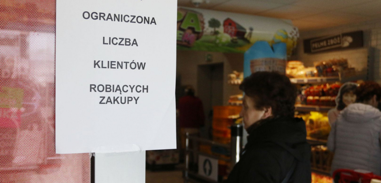  Co obowiązuje nas w czerwonej strefie? Od dziś m.in. limity osób w…