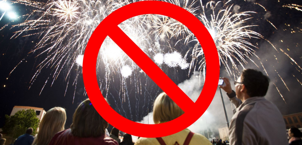  Czy wolno puszczać fajerwerki w Sylwestra? Nie będzie godziny policyjnej,