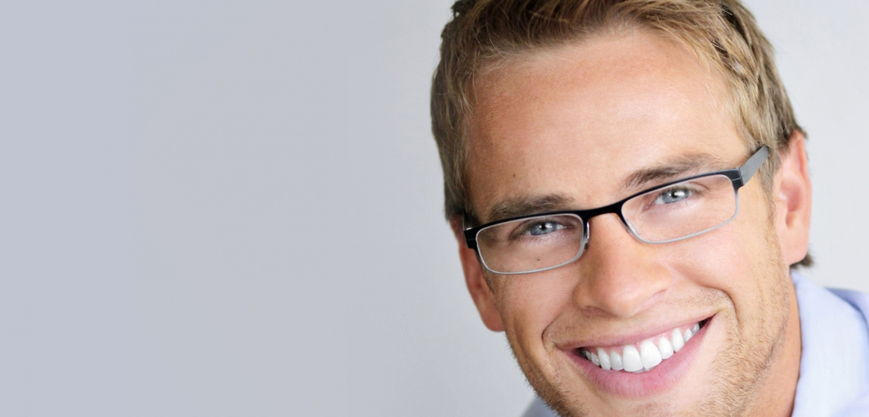 Okulary korekcyjne - kiedy trzeba je nosić?