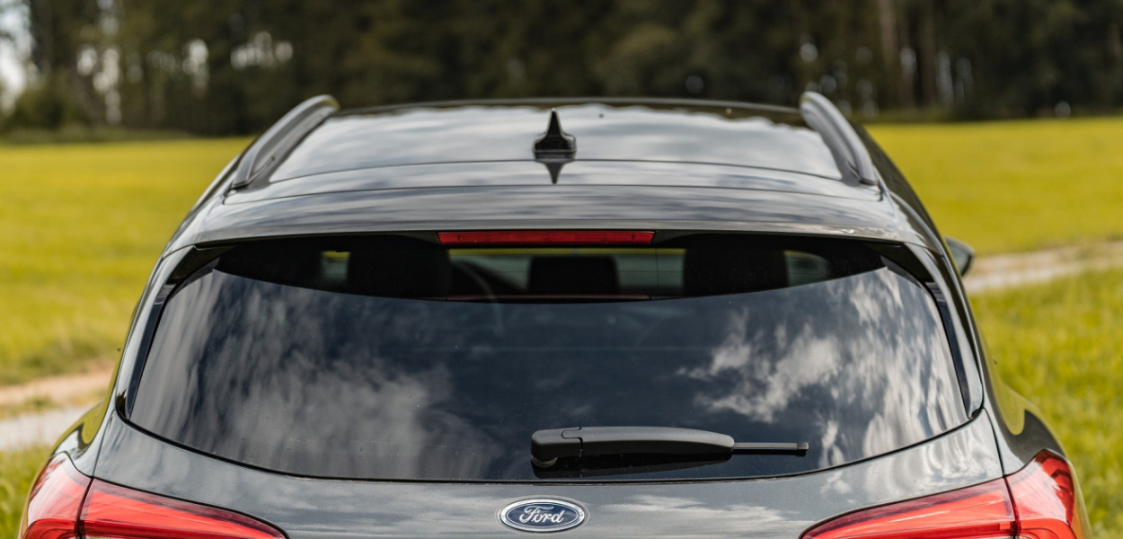 Wycieraczki szyby tylnej - co powinniśmy wiedzieć?