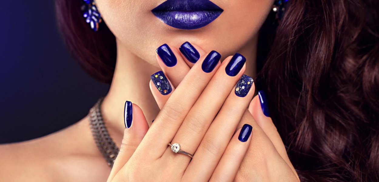 Lakiery hybrydowe dla alergiczek - czym się wyróżniają?