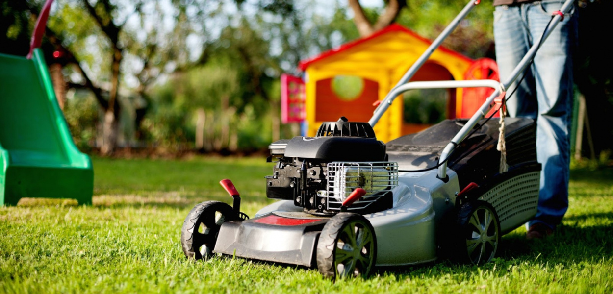 Jakie są rodzaje kosiarek do trawy? Która będzie najlepsza?