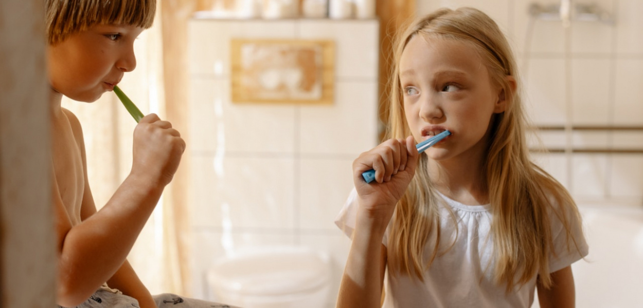 Szczoteczka soniczna czy elektryczna: którą wybrać?