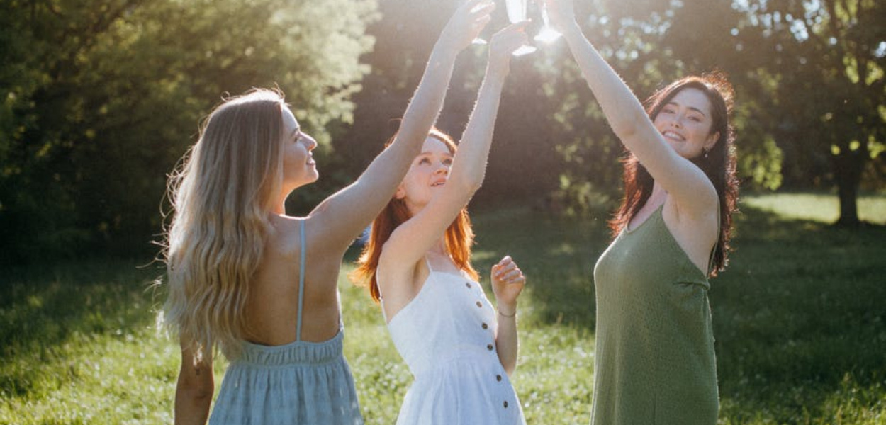 Jak zorganizować wieczór panieński w stylu boho?