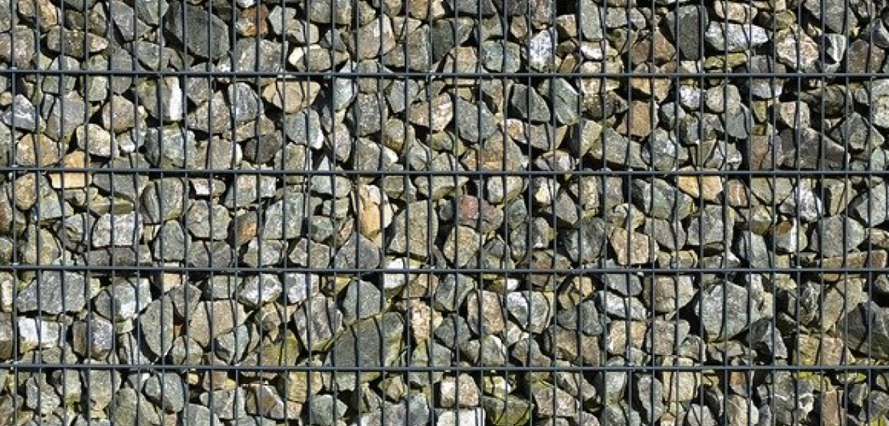 Jakie zalety mają gabiony?