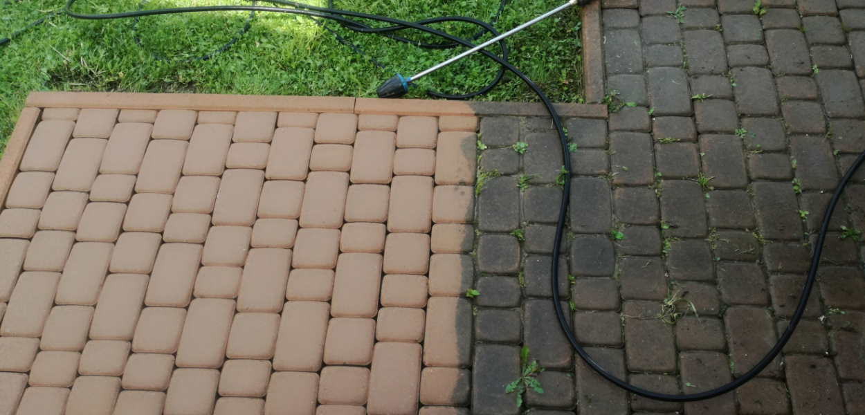 Czyszczenie i impregnacja kostki brukowej - jak skutecznie dbać o podjazd?