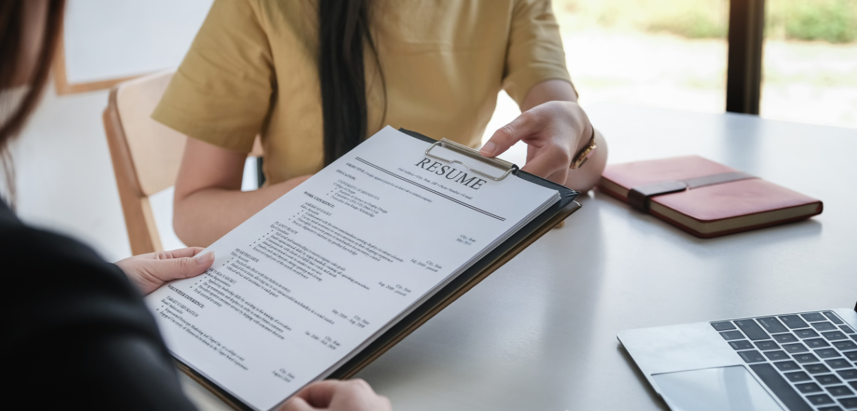 Jak oczarować pracodawców z Pabianic? Zacznij od zmian w CV!