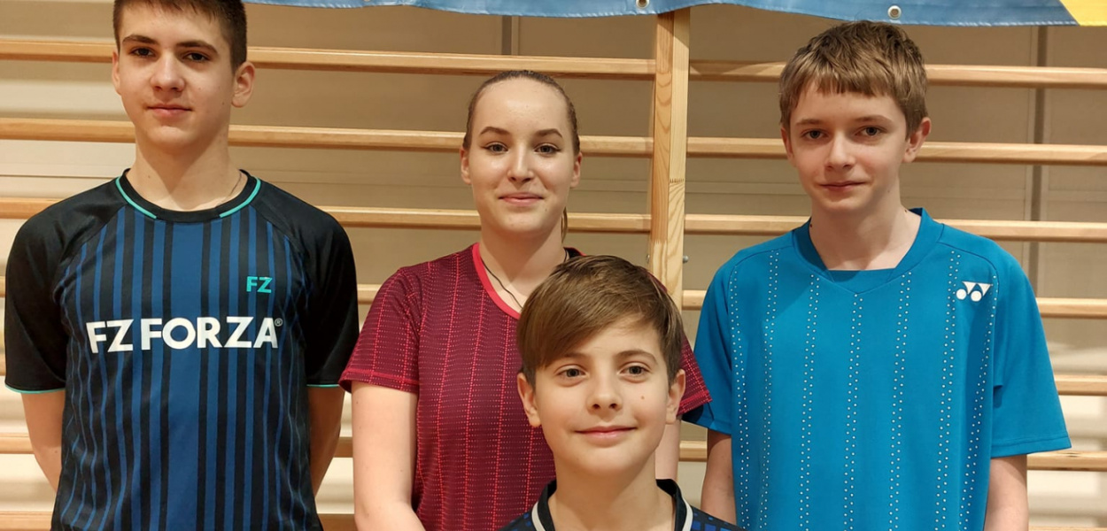 Treningi z mistrzynią dały efekt. Siedem medali badmintonistów Korony