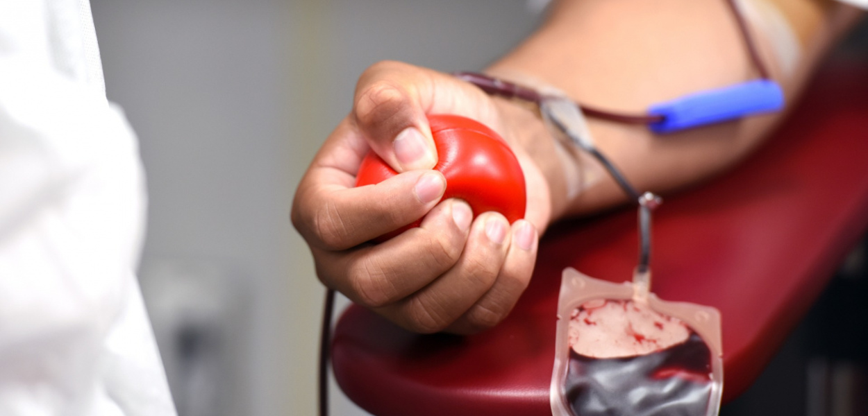  Dodatkowe wolne dla honorowych dawców krwi utrzymane. Chodzi o prawie 50…