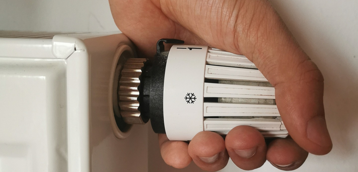 Dlaczego jeszcze grzeją? "Ciepłownia ma za dużo węgla?"