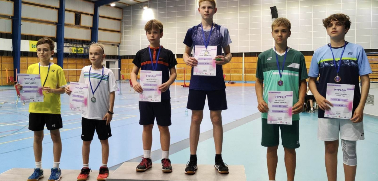  Cztery medale badmintonistów Korony. Kacper Grabarz i Jakub Krupowczyk…