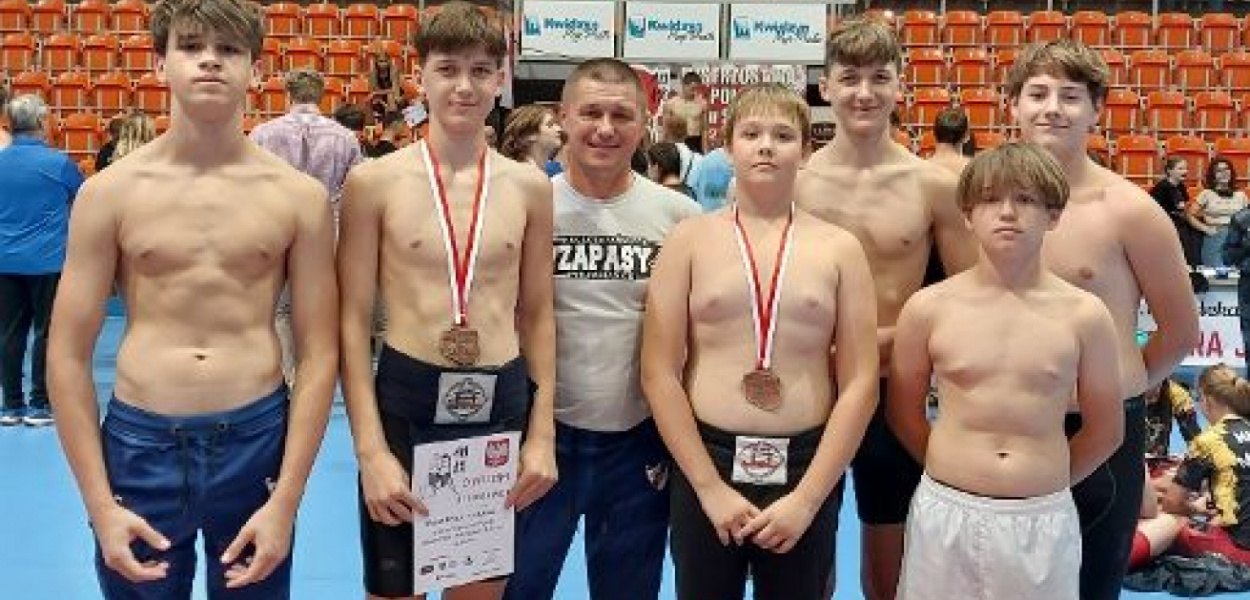  Dwa brązowe medale PTC. Dominik Drzewiecki i Łukasz Jarzębski na podium…