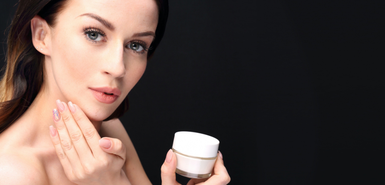 10 najczęstszych błędów w pielęgnacji twarzy - czego unikać?