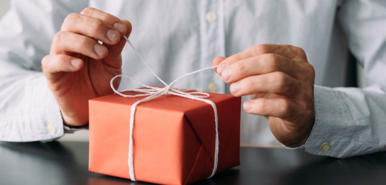 Prezent dla mężczyzny - najciekawsze pomysły na wyjątkowy upominek