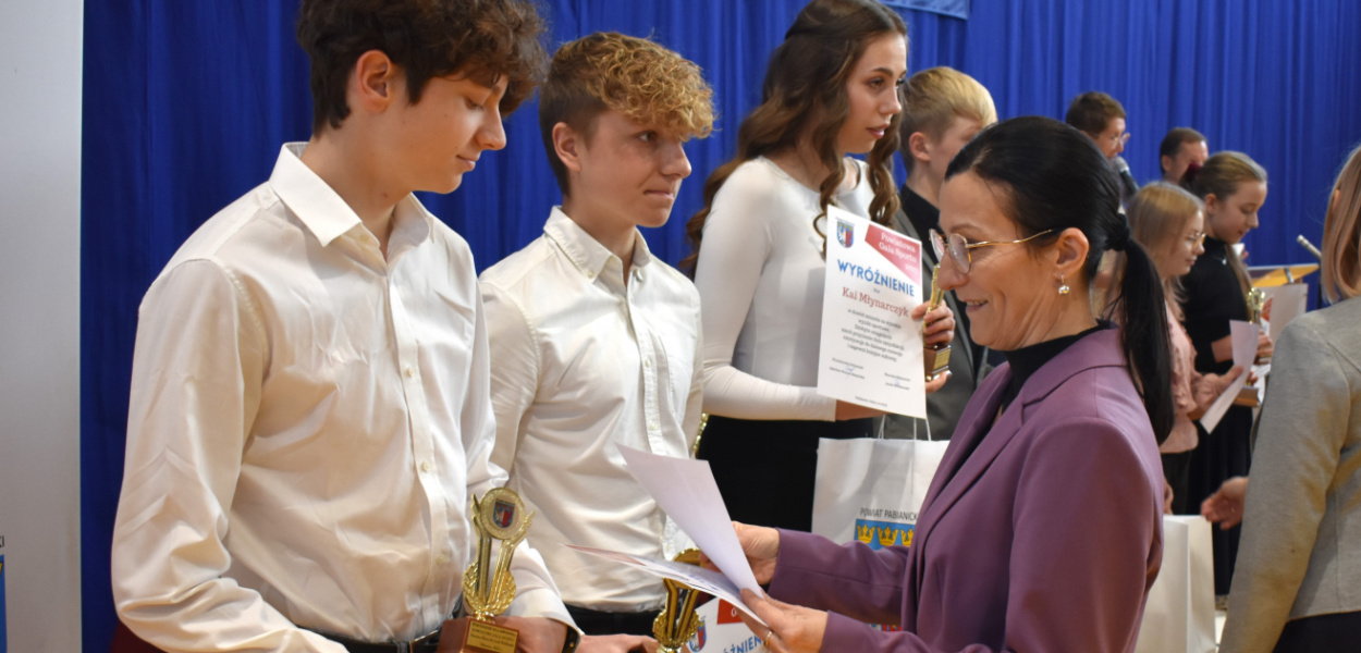  Oto nasi mistrzowie i mistrzynie. Rada Powiatu Pabianickiego przyznała…