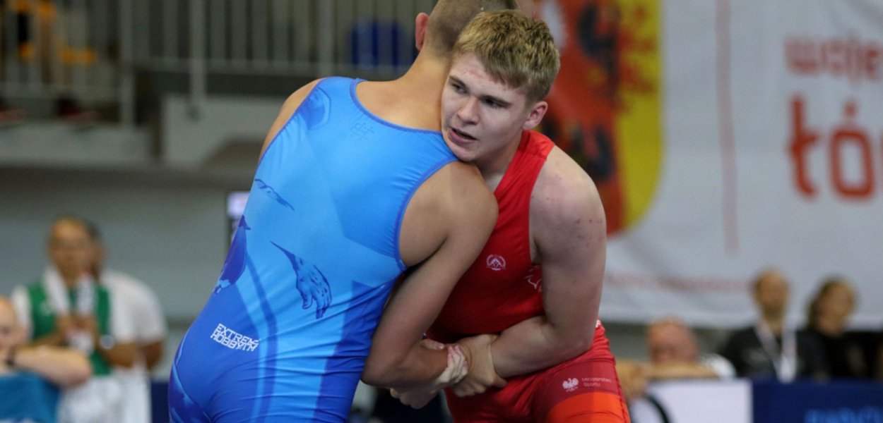  Artur Pik (Nelson) międzynarodowym wicemistrzem Polski w zapasach! Lepszy…