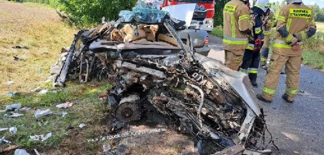 Poważny wypadek na trasie w Kazimierzu. Ranny kierowca