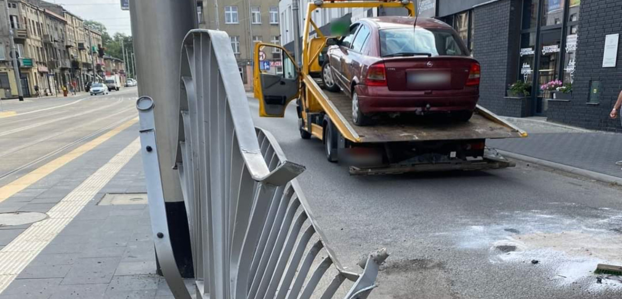 Ul. Warszawska: pijany 52-latek staranował barierki