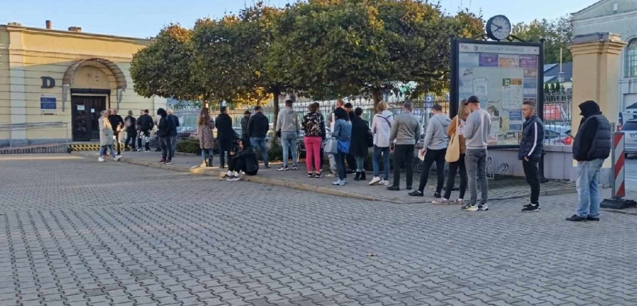  Koniec z kolejkami w wydziale komunikacji? System elektroniczny ma…