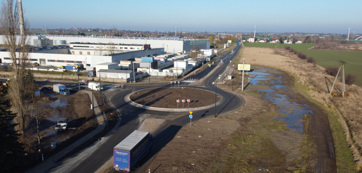 Ul. Lutomierska: zakończyła się budowa ronda