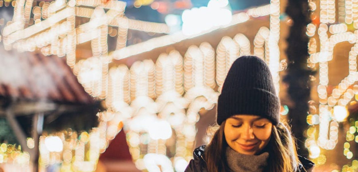 Iluminacje świąteczne dla miast - jak stworzyć magiczną atmosferę?