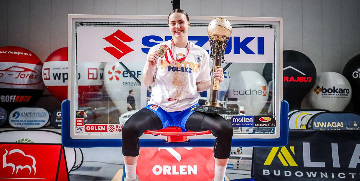 Wiktoria Stasiak, wychowanka PTK Pabianice, została mistrzynią Polski w koszykówce z ekipą VBW Gdynia