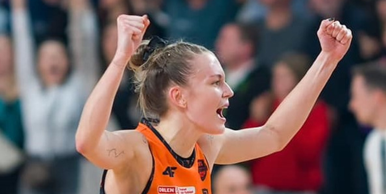 Julia Piestrzyńska, wychowanka PTK Pabianice, reprezentowała Polskę w Letniej Uniwersjadzie.