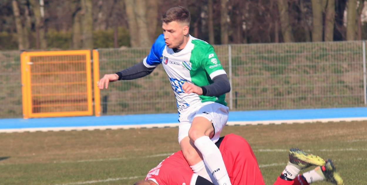 Przemysław Kita strzelił cztery gole dla Włókniarza Pabianice.