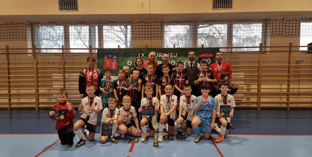 Piłkarze GLKS Dłutów wygrali turniej o puchar wójta gminy Dłutów