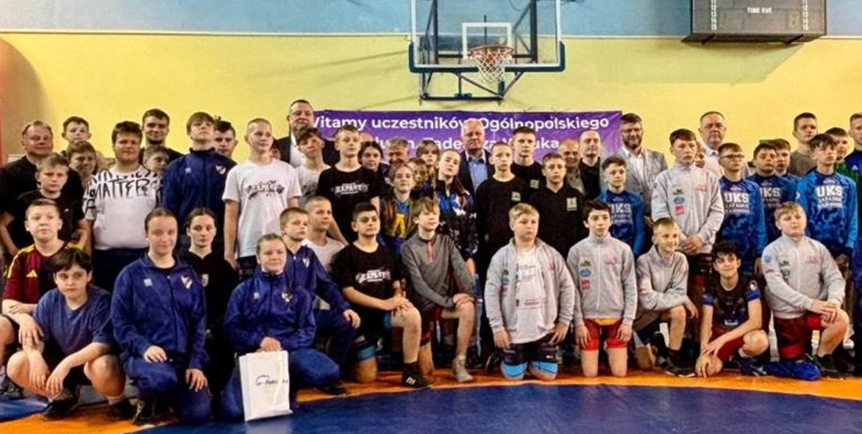 Zapaśnicy PTC Pabianice zdobyli 21 medali przed własną publicznością