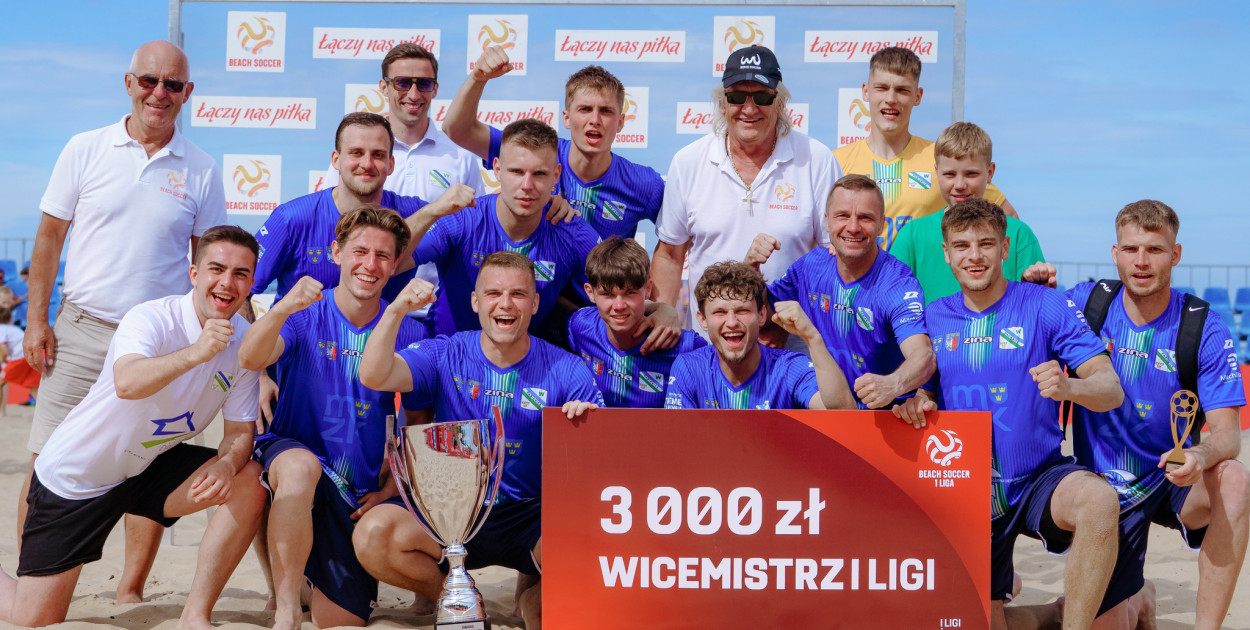 Piłkarze Włókniarza Pabianice znów zagrają w ekstraklasie beach soccera.