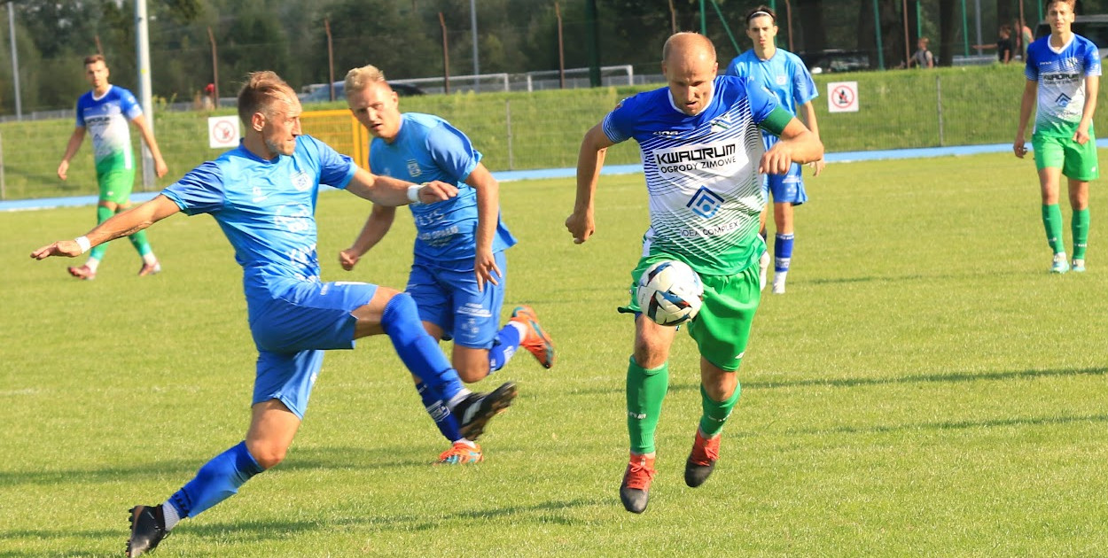 Bartosz Bronka (przy piłce) zamienił Włókniarza Pabianice na Termy Uniejów