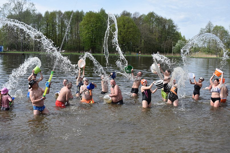 Do ostatniej suchej nitki. Dyngus w Lewitynie