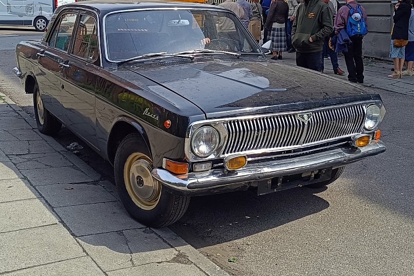 Ekipa serialu „Blizna” na Starym Mieście