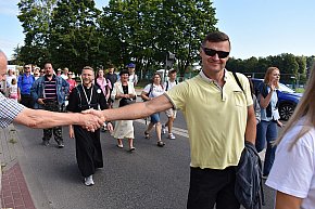 Pabianicka pielgrzymka ruszyła na Jasną Górę-50186